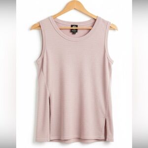 Bobeau NWOT Knit Light Pink Side Split Sleeveless Top
